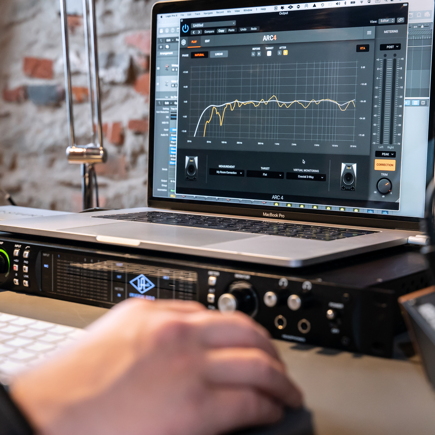 IK Multimedia ARC Studio
